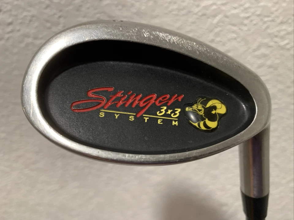 Stinger 3x3 - cuña de 61 grados, varilla de roca negra de grafito, flexión de cuña - mano derecha Foto 2 de 4