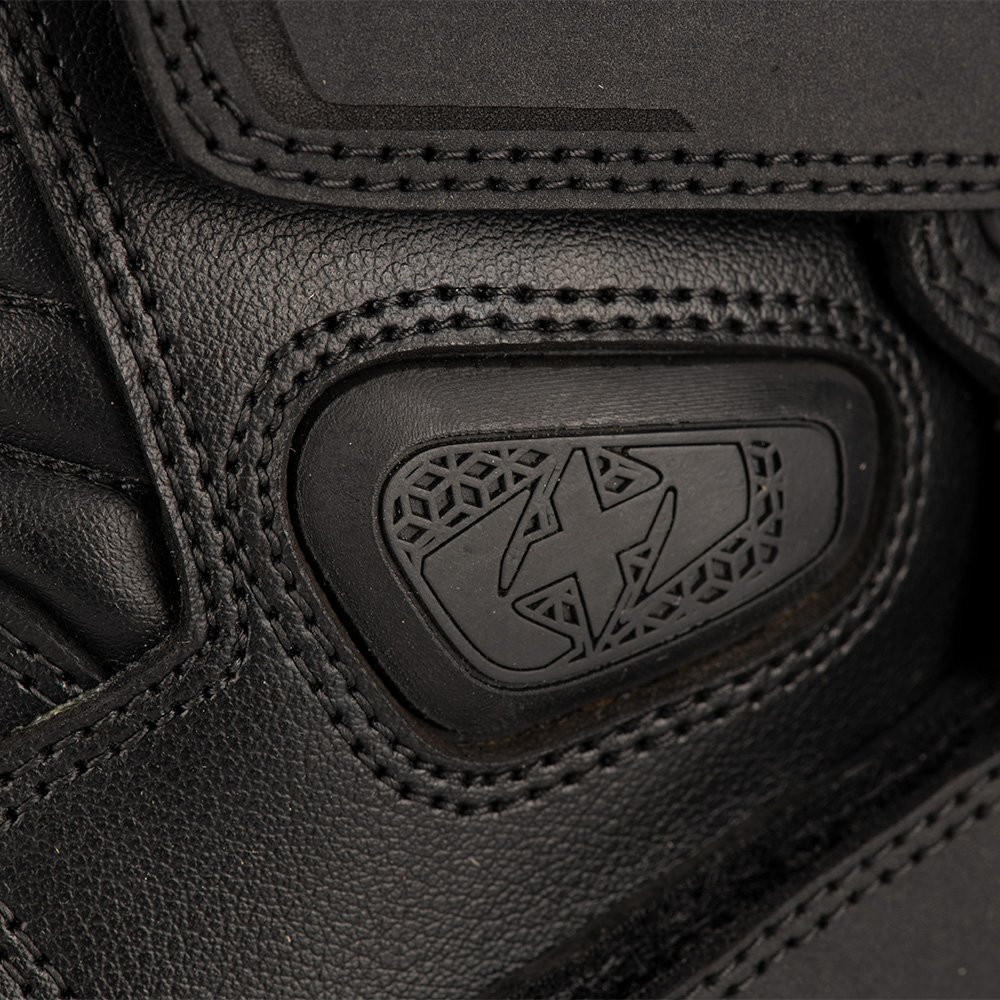 Black, photo 4 of 6
