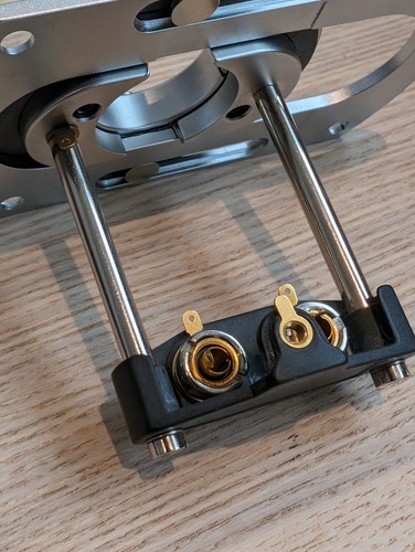 SME 3009-R Baseplate & Connector Assembly - Picture 3 of 4
