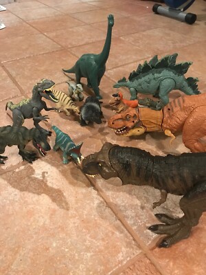 Lot of 13 Dinosaurs JURASSIC WORLD  2x T-REX ELECTRONIC STEGOSAURUS Raptor PARK
