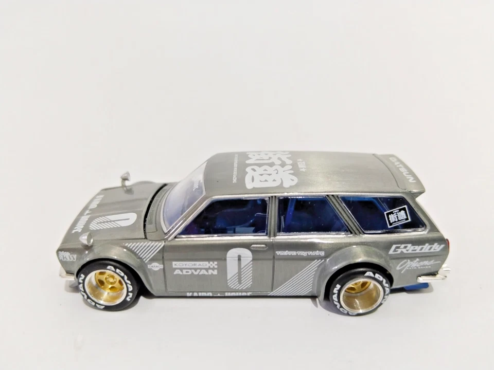 Mini GT Kaido House CHASE Datsun 510 Wagon KHMG011 - Immagine 3 di 4
