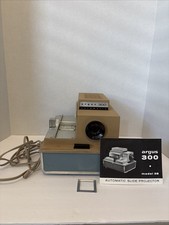 Vintage Argus 300 Model 38 Automatic Slide Projector with Carrying Case