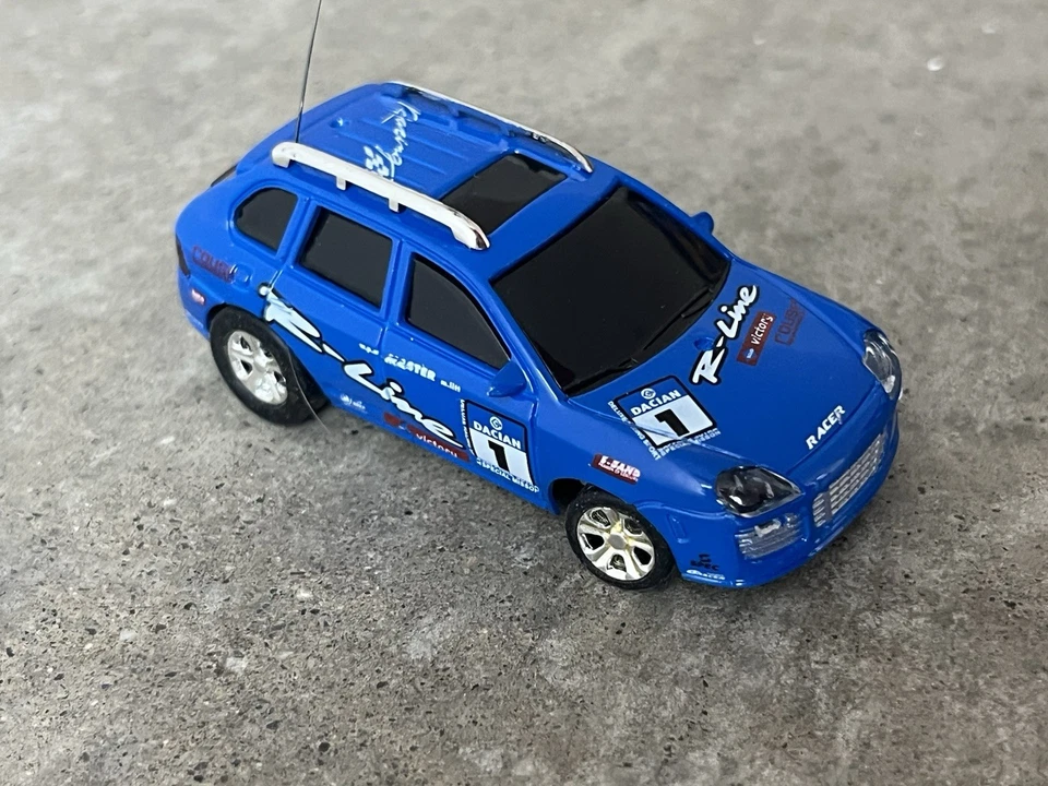 Mini RC Blue & Red Coke Can Car 27 MHz untested no remote - Image 4 of 4