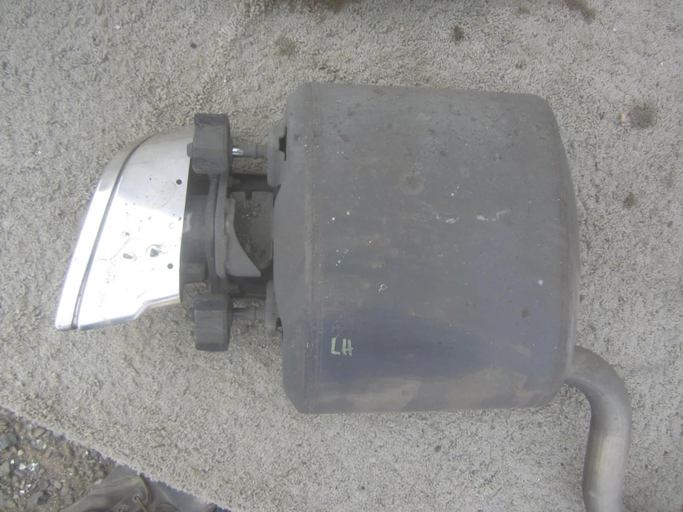 2015-2023 Lexus Rc200t Left Muffler W/Tip Factory OEM Replacement Part Foto 2 de 4