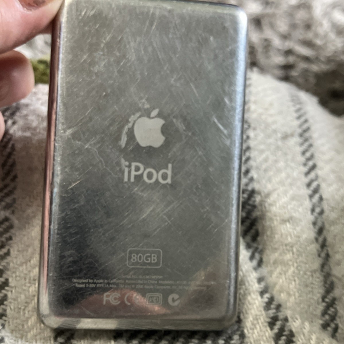 Apple iPod Classic 5.5 Gen White MP3 Player 80GB | eBay