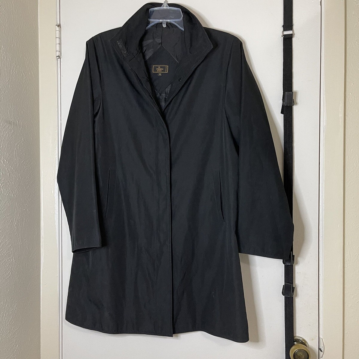 Vintage Fendi Made in Italy Black Trench coat with Pockets Vintage Fendi Made in Italy Black Trench coat with Pockets