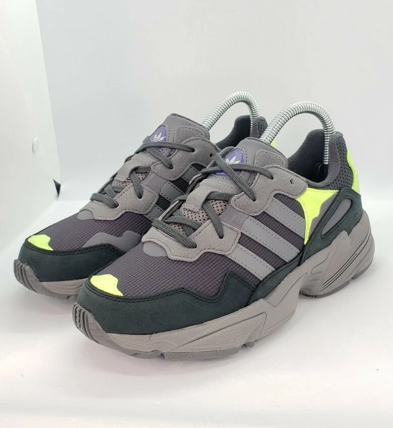 Zapatos para jóvenes Adidas Originals Yung-96 gris carbono neón G27413 talla 4 191530488786 eBay