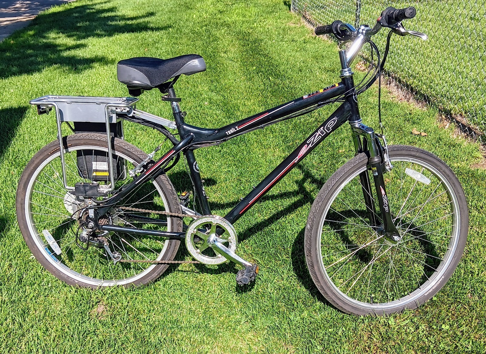 eZip Trailz Electric Bike. EZTRZBR currie ElectroDrive 450 Watts 7