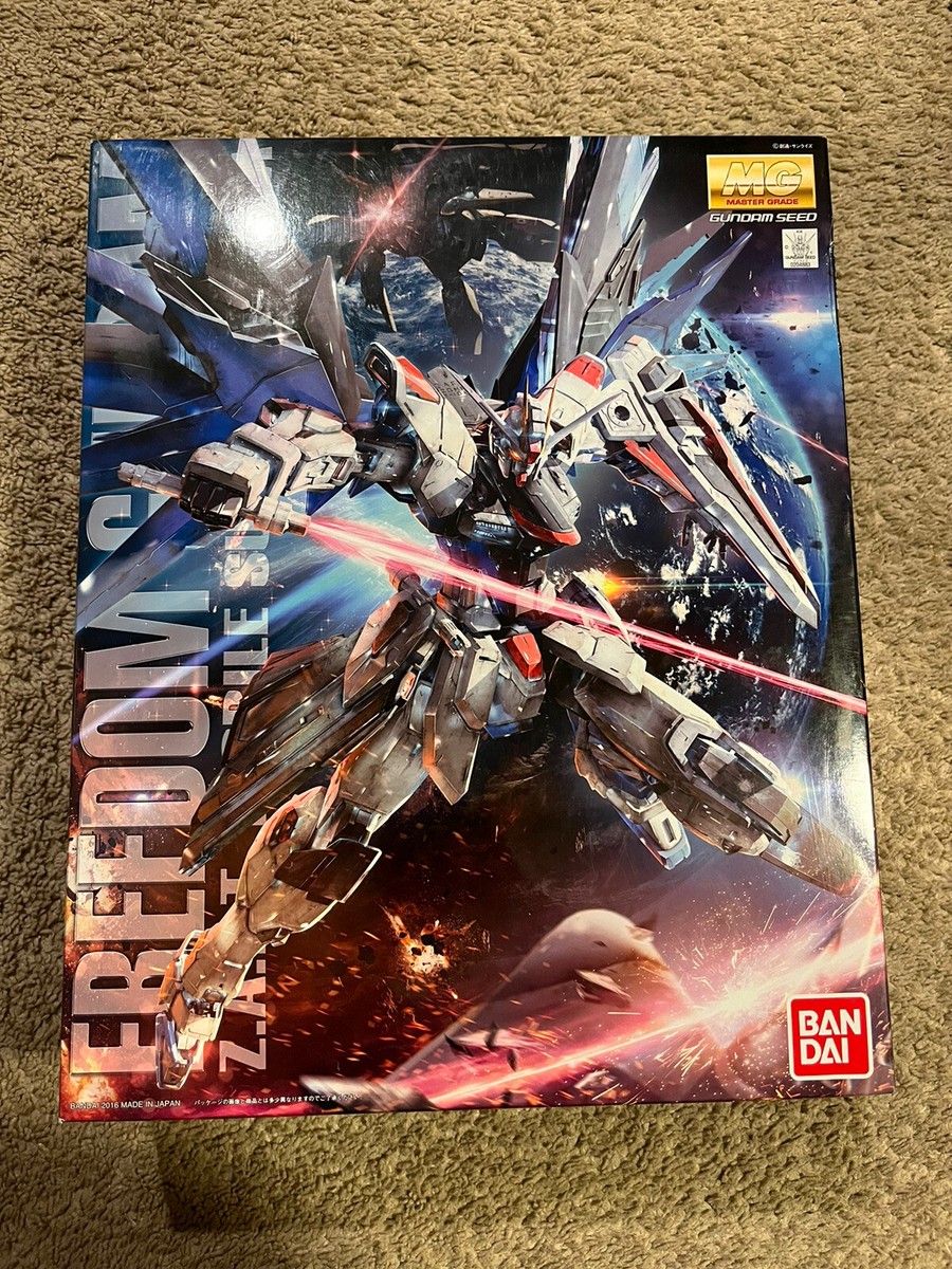 Bandai 5061611 - MG 1/100 Freedom Gundam Ver 2.0 Open Box Bandai 5061611 - MG 1/100 Freedom Gundam Ver 2.0 Open Box