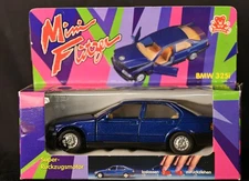BMW 325i Blue Sedan 1:43 Diecast Mini Flitzer Welly in box