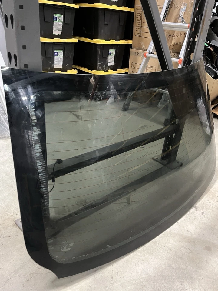 ✅2012 2013 2014 2015 Bmw 335i F30 Sedan Rear Windshield Glass Used - Image 2 of 4