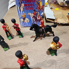 Vintage 1950s Timpo Model Toys British Foot Guards Band Lot Unbreakable Box RARE