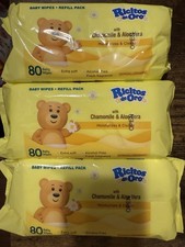 Ricitos de Oro Baby Wipes, Chamomile and Aloe Vera Refillable Wipes,. 3 packs 