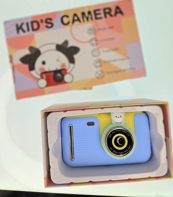 Kids Digital Camera Autofocus 1080P Vlogging Camera with 32GB SD & Tripod Stand