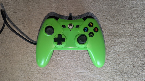 PowerA Wired Xbox One Controller - Green - 1428124-01 - Picture 1 of 2