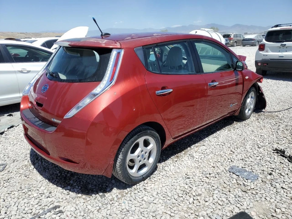 RIGHT FRONT SUSPENSION KNEE ASSEMBLY 2011-2012 NISSAN LEAF Foto 4 de 4