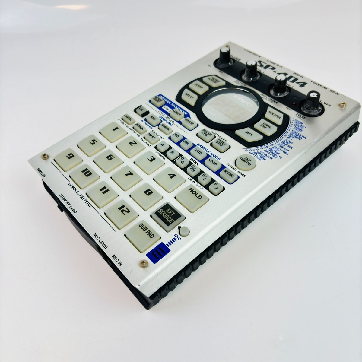 Roland SP-404 サンプラー ACアダプター付き 512MB Roland SP-404 サンプラー ACアダプター付き 512MB Amazon