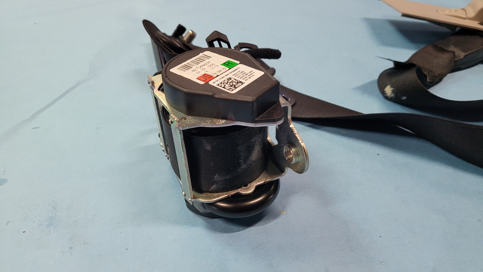 2014-2020 Maserati Ghibli Right Front Passenger Seat Belt & Retractor 627069500