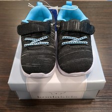 Koala Kids Sports Shoes Size 5 Kids - New With Tags. Blue/Black