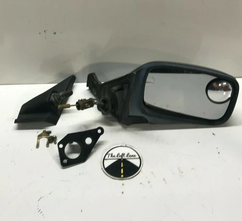 1985 - 89 Volvo 740 Manual RH Front Sideview Mirror Manual OEM 