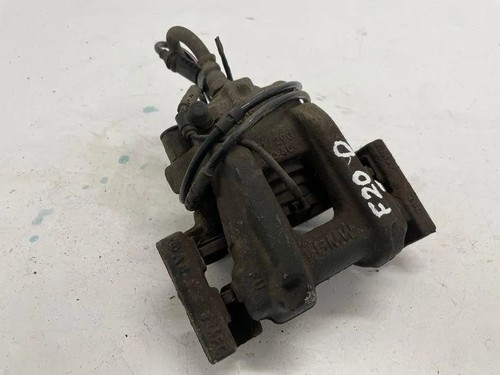 BMW 1 F21 Support hinten rechts 1.60 Diesel 70kw 2014 22183344