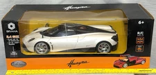 Braha Huayra Pagani 1:14 R/C 2.4 GHZ Christmas Pearl White/Carbon Fiber Black