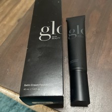 Glo Skin Beauty Satin Cream Foundation GOLDEN LIGHT 1.4 oz New In Box