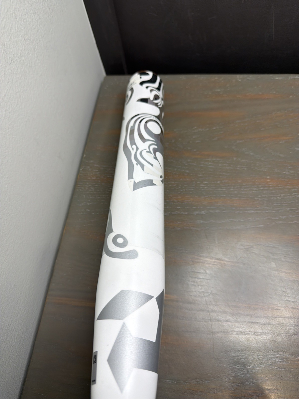 DeMarini Whisper Drop 10 Fastpitch Softball Bat: WBD2364010 (33 In. 23 Oz.) thumbnail 11