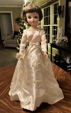 Vintage 1964 Bonnie Bride Deluxe Reading Corp.,  21" Doll w/ Original Box