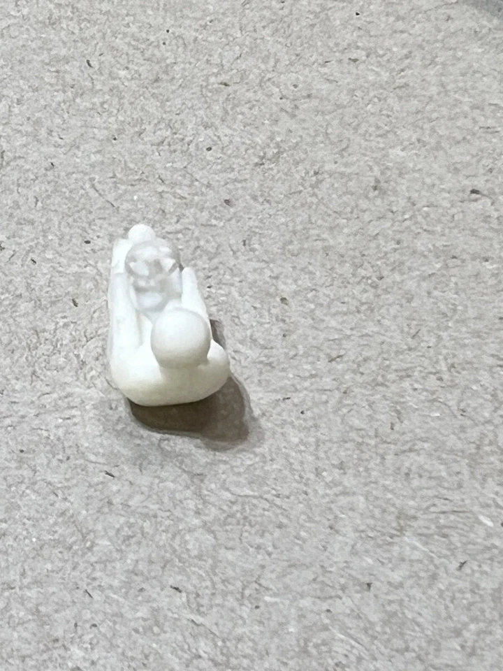 pair of 2 drivers for lesney matchbox no 52 brm & no 19 lotus ,CARS NOT INCLUDED - Image 3 of 4