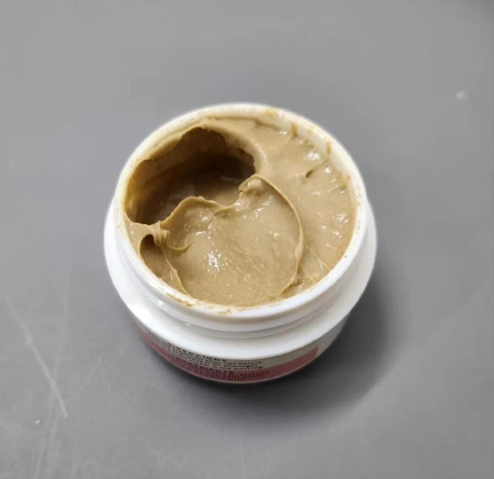 LATISHA Rosa Labios Aclarar Crema Labial Tratamiento para Eliminar Labios Fumadores Oscuros 20g Foto 2 de 4