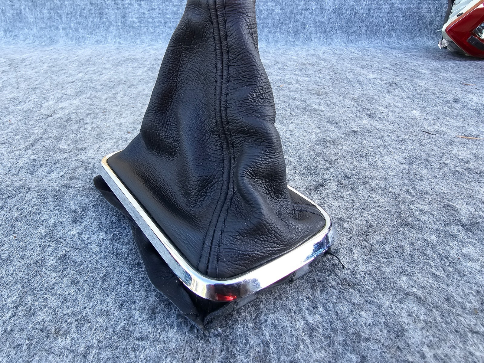 AUTOMATIC TRANSMISSION GEAR SHIFTER KNOB LEATHER BOOT 08-19 MASERATI GRANTURISMO