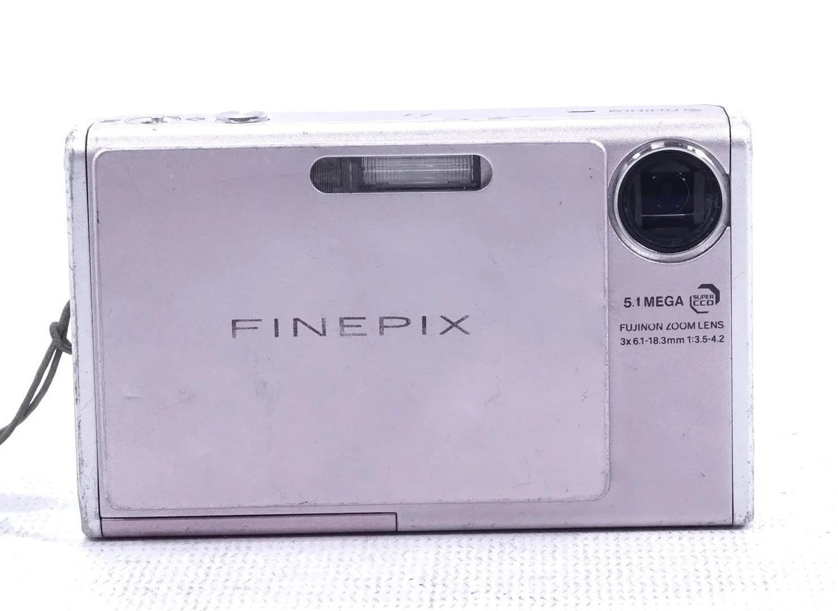 FUJIFILM FINEPIX Z3 Pink 5.1 MP Digital Camera - Free FUJIFILM FINEPIX Z3 Pink 5.1 MP Digital Camera - Free