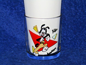 Rare 1997 Warner Bros. Animaniacs Yakko  Dot Wakko Drinking Glass