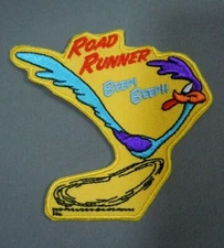 ROAD RUNNER On the Move Embroidered Iron-On Patch - 3" - Beep-Beep  *New Item*