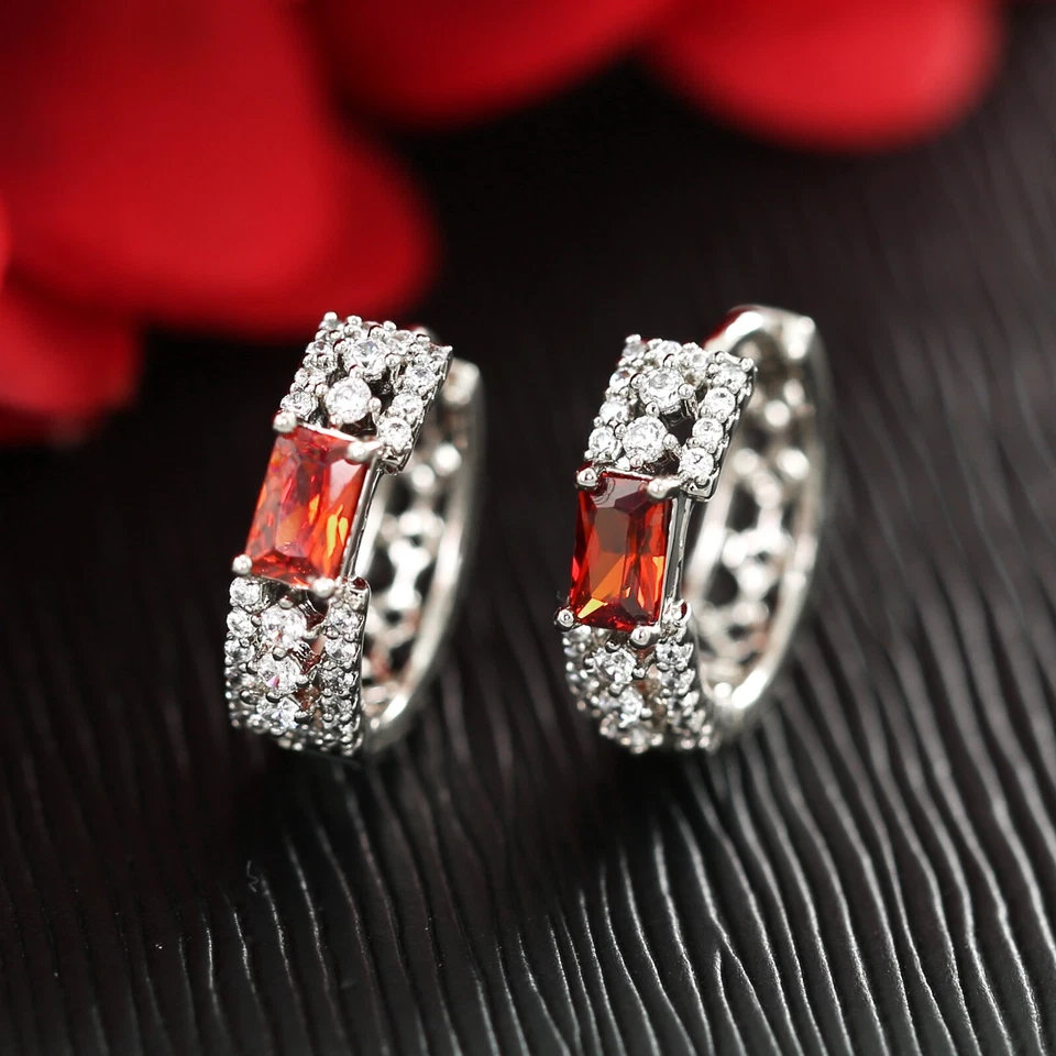 18K WHITE GOLD GF RED RUBY CRYSTAL FANCY FILIGREE SILVER BAND HOOP EARRINGS GIFT Foto 3 de 4