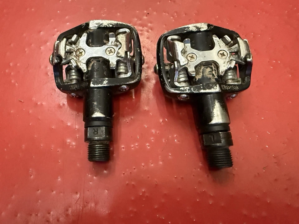 SHIMANO SPD CLIP IN SHOES WELLGO PEDDLES - Image 2 of 4