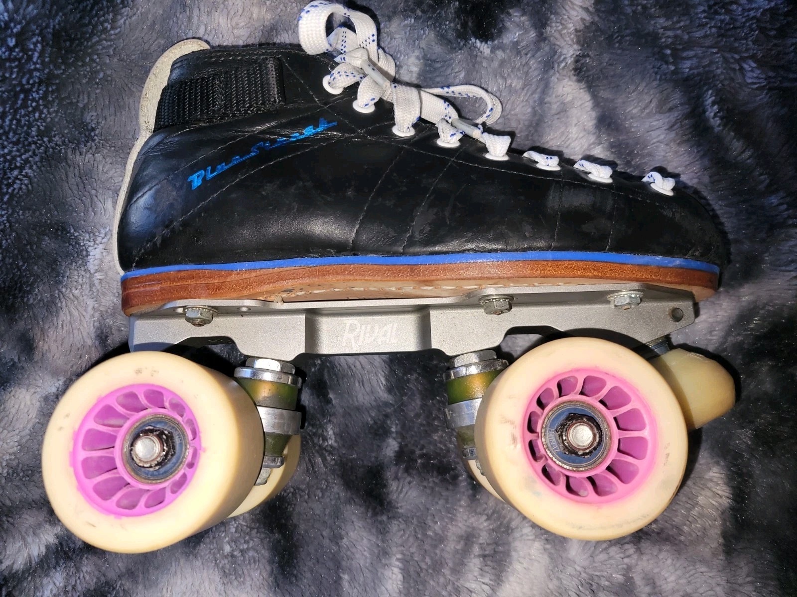 Men's Sz 3.5 / Women&rsquo;s Sz 4.5 Pro Derby Skates