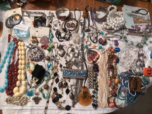 Jewelry Lot A Vintage To Now Wear Or Sell, Costume, 4.5+ Lbs