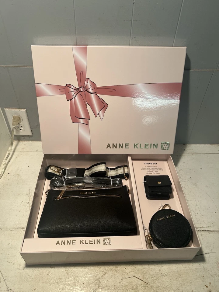 Anne Klein Black Crossbody Bag Purse 5-Piece Gift Set *New In gift Box* - Image 2 of 4