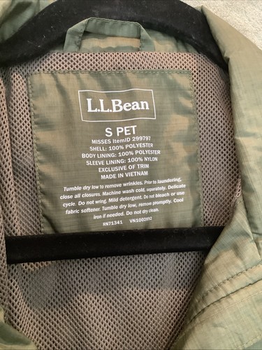 LL Bean Women’s Travel Windbreaker Jacket Green Lightweight Zip Hiking S Petite - Picture 4 of 7