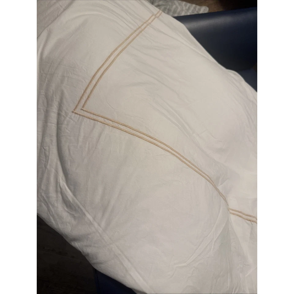 Frette double bourbon percale cotton duvet cover Italy white with gold Embroider - Image 3 of 3