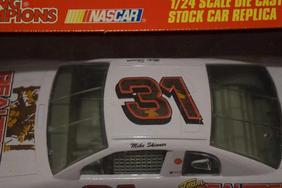 Chevy Racing Champions #31 1996 Mike Skinner Realtree camuflaje escala 1:24 Foto 4 de 4
