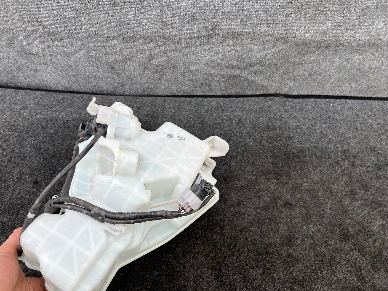 LEXUS 1416 IS200T WINDSHIELD WIPER WASHER TANK RESERVOIR BOTTLE OEM eBay