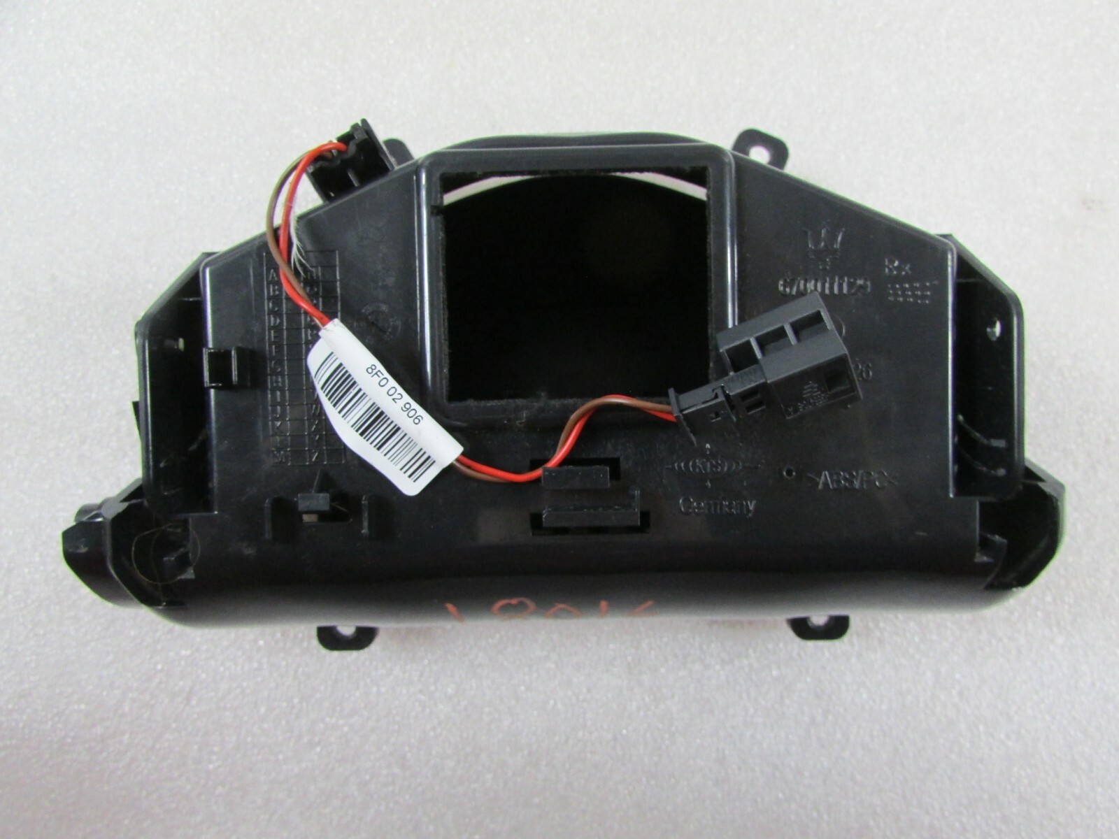 Maserati Quattroporte, Console Cubby w/Lid, Used, P/N 670011129