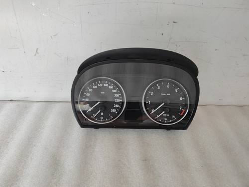 911021105 Kombiinstrument Tachometer  BMW 3 E90 2.5B 06BJ B81