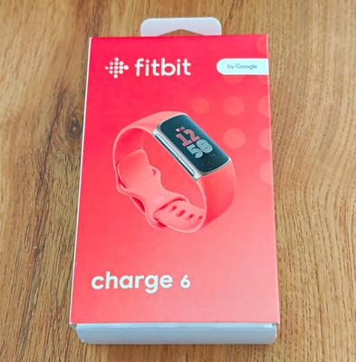 Fitbit Charge 6 Activity Tracker, Coral, Gehäuse In Champagne Gold