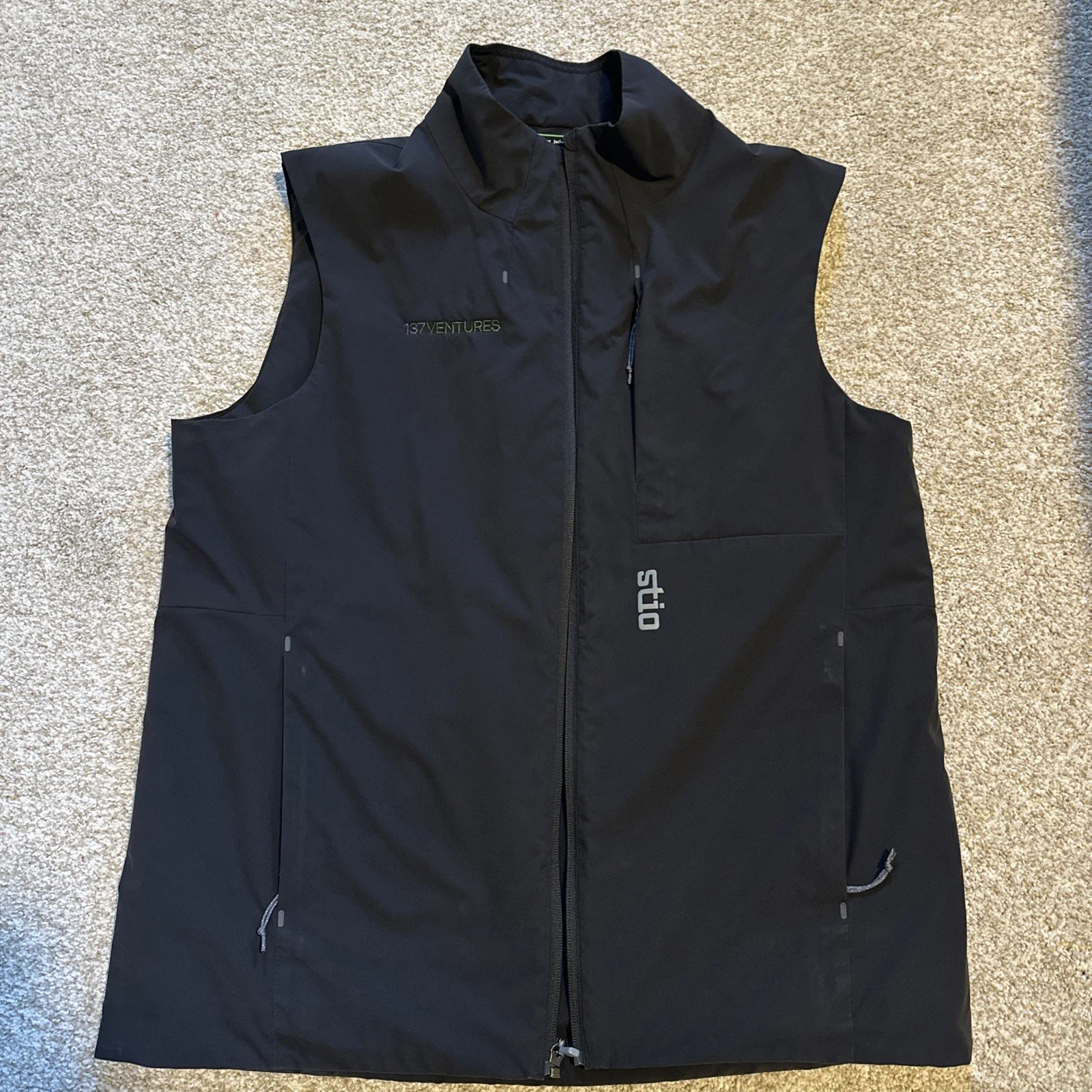 STIO MEN'S FERNOS INSULATED VEST Black Size Large (Branded) ski Jackson hole
Opens in a new window o
