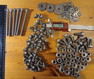 Schrauben und Muttern Edelstahl V2A Konvolut