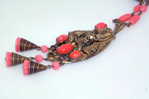 Art Deco Coral Czech Glass Bead Brass Pendant Tassel Necklace - Picture 3 of 7
